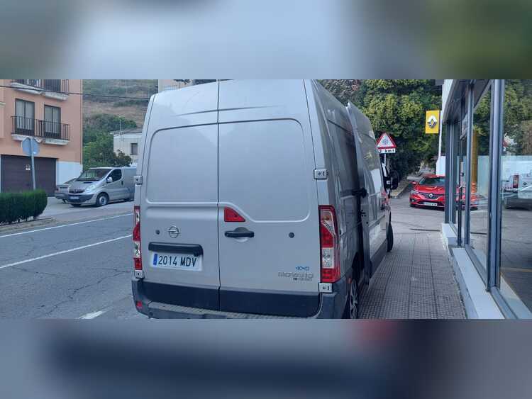 Opel Movano 135 CV foto 3